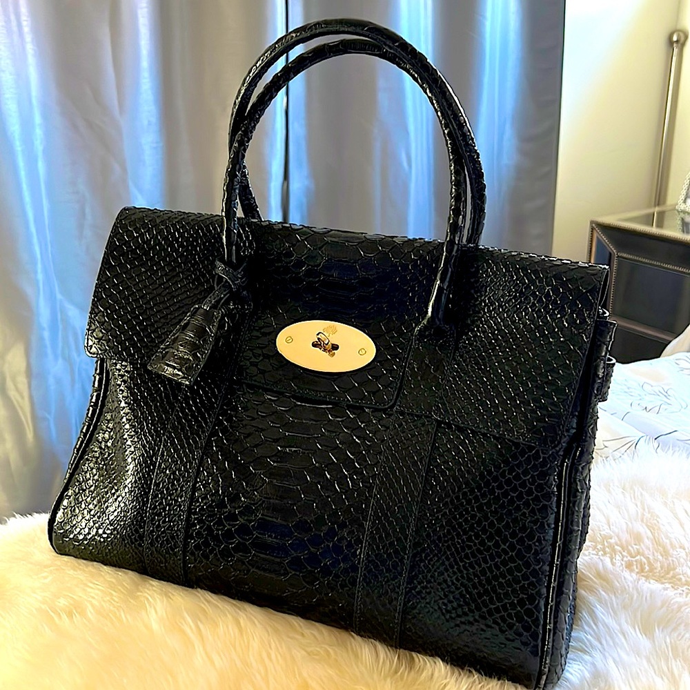 Mulberry-top handle beautiful snakeskin leather pattern